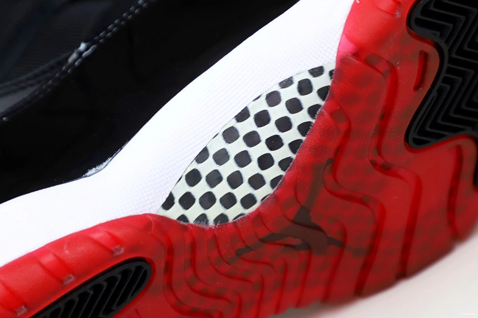 AIR 2019 'BRED' JORDAN RETRO 11 0120